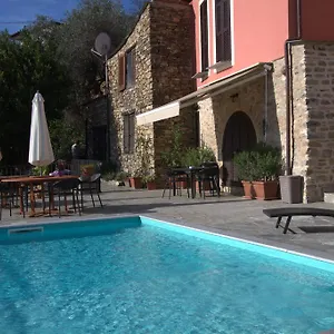 https://appartamenti-chiarina.hotelitalianriviera.com