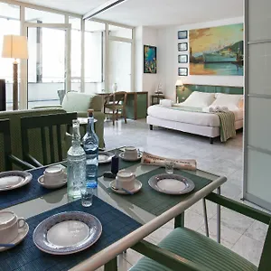 https://aquario-genova-suite.hotelitalianriviera.com